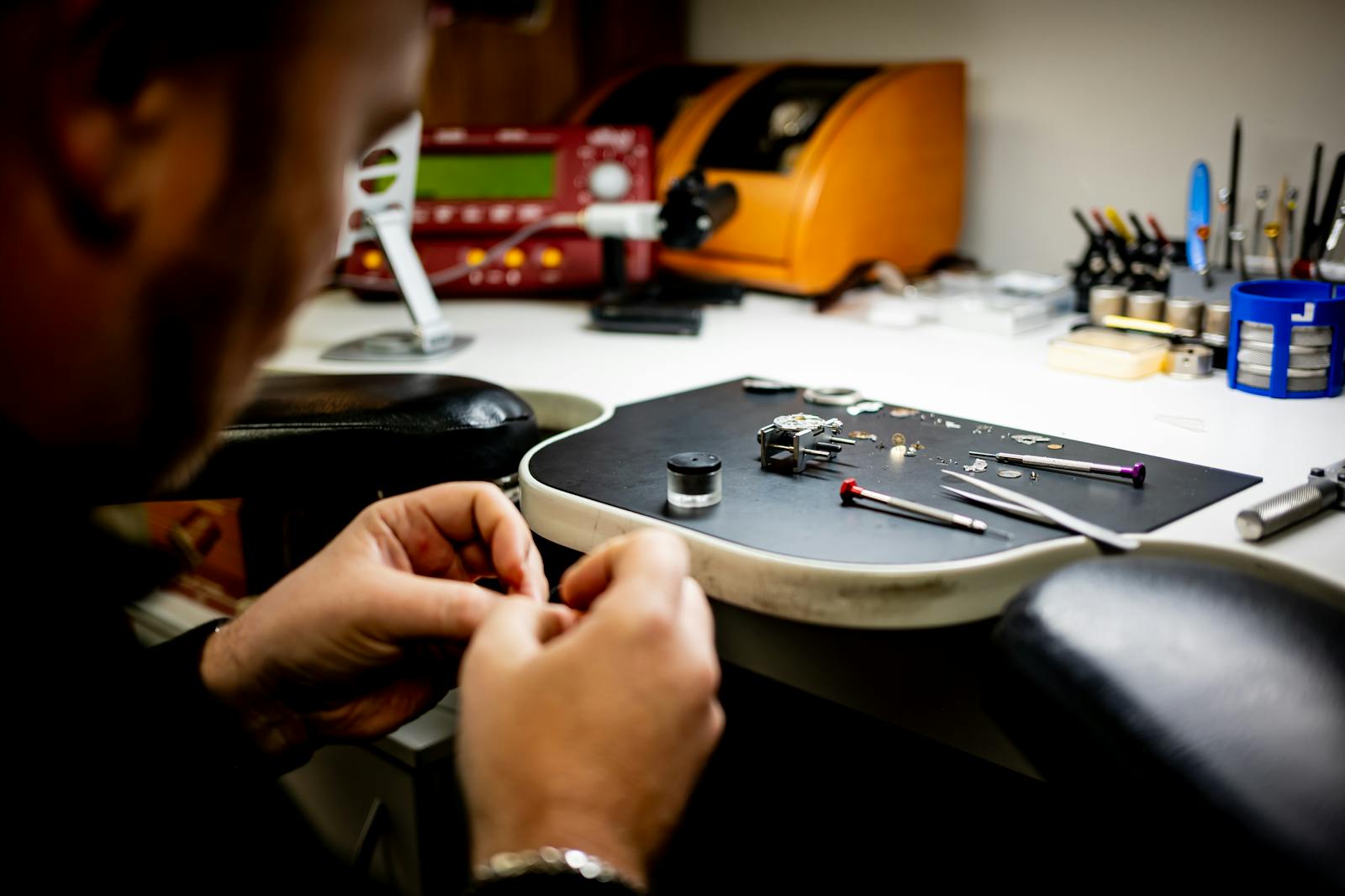 Inside the F.P. Journe atelier — the case for buying independent.